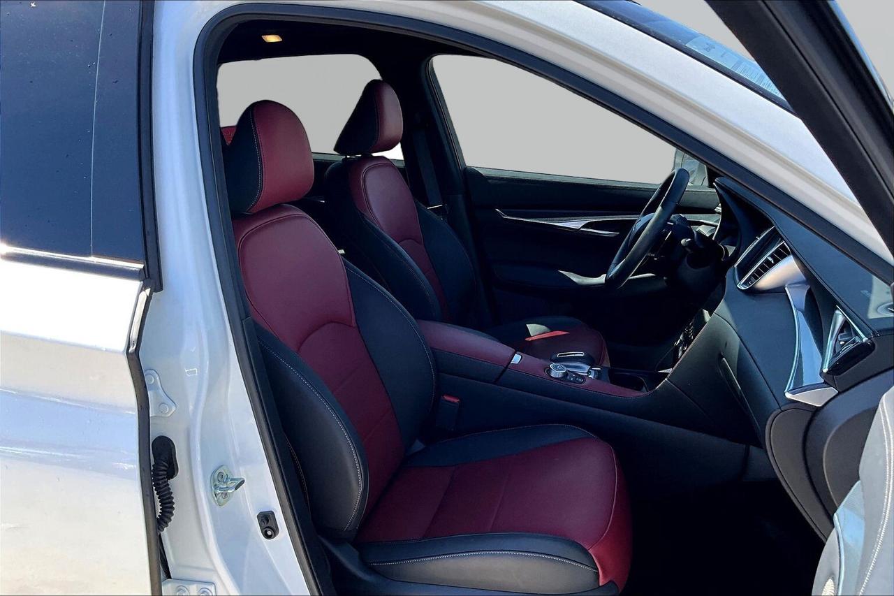 2025 Infiniti QX50 sport Photo