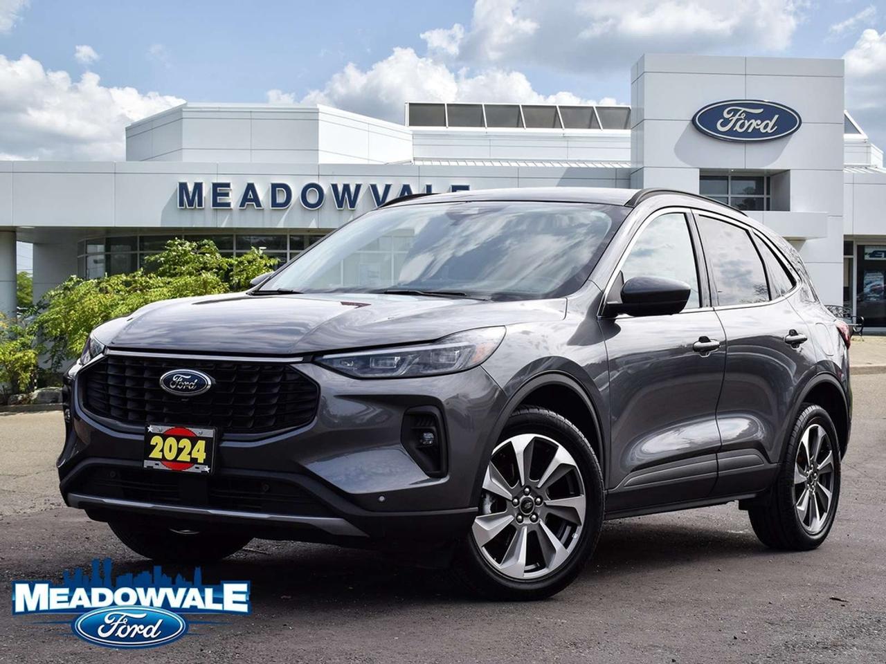 2024 Ford Escape Platinum Photo5