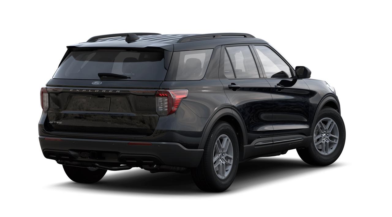 2025 Ford Explorer Active Photo2