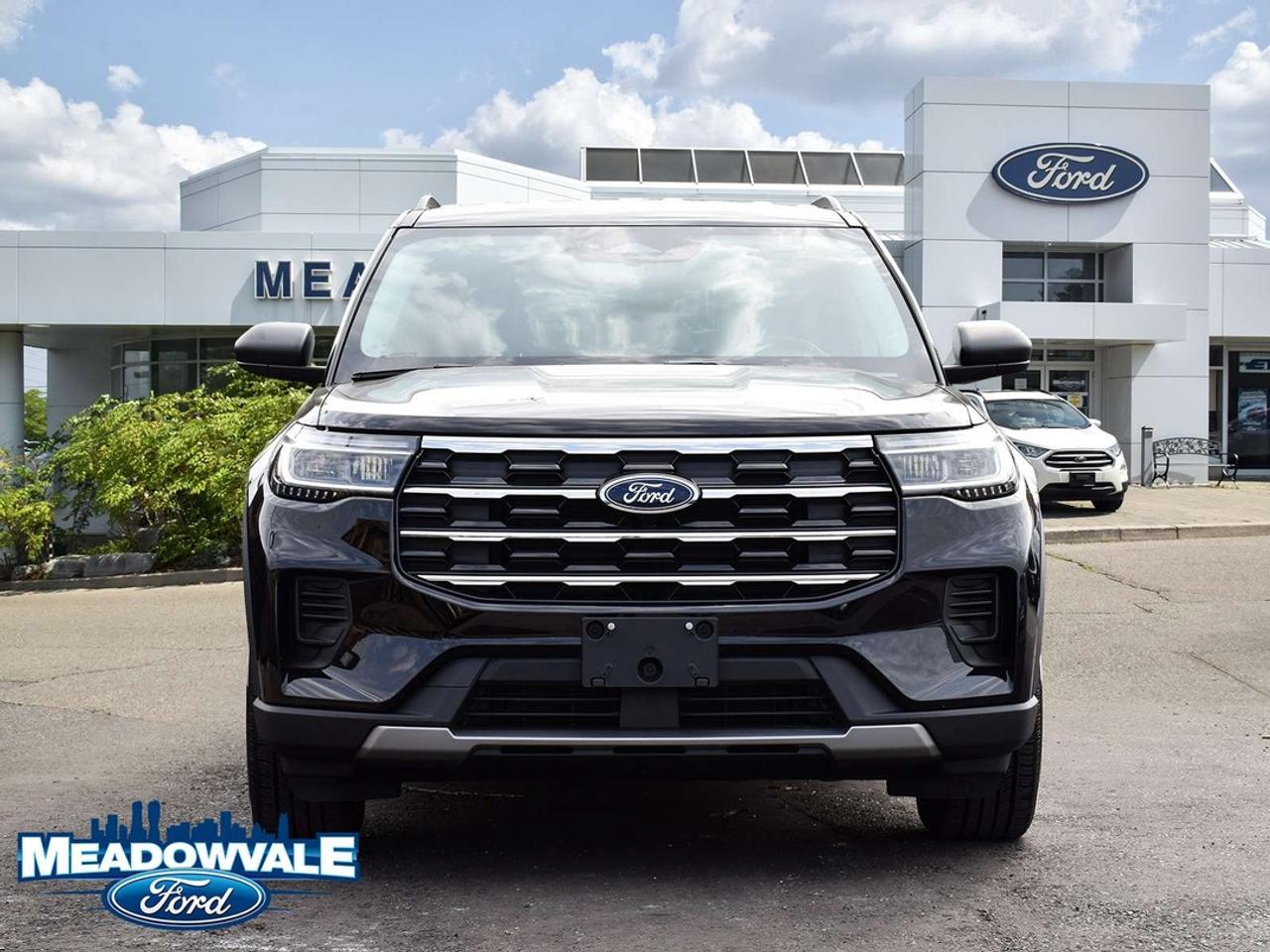 2025 Ford Explorer Active Photo