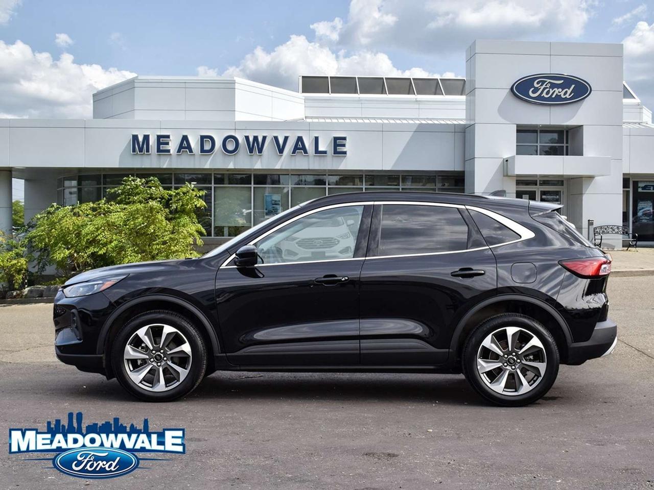 2024 Ford Escape Platinum Photo4