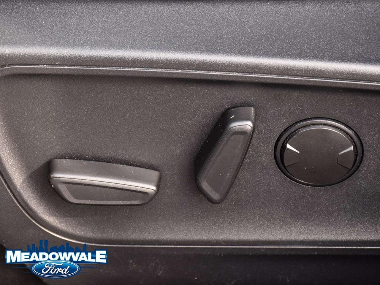 2024 Ford Escape Platinum Photo
