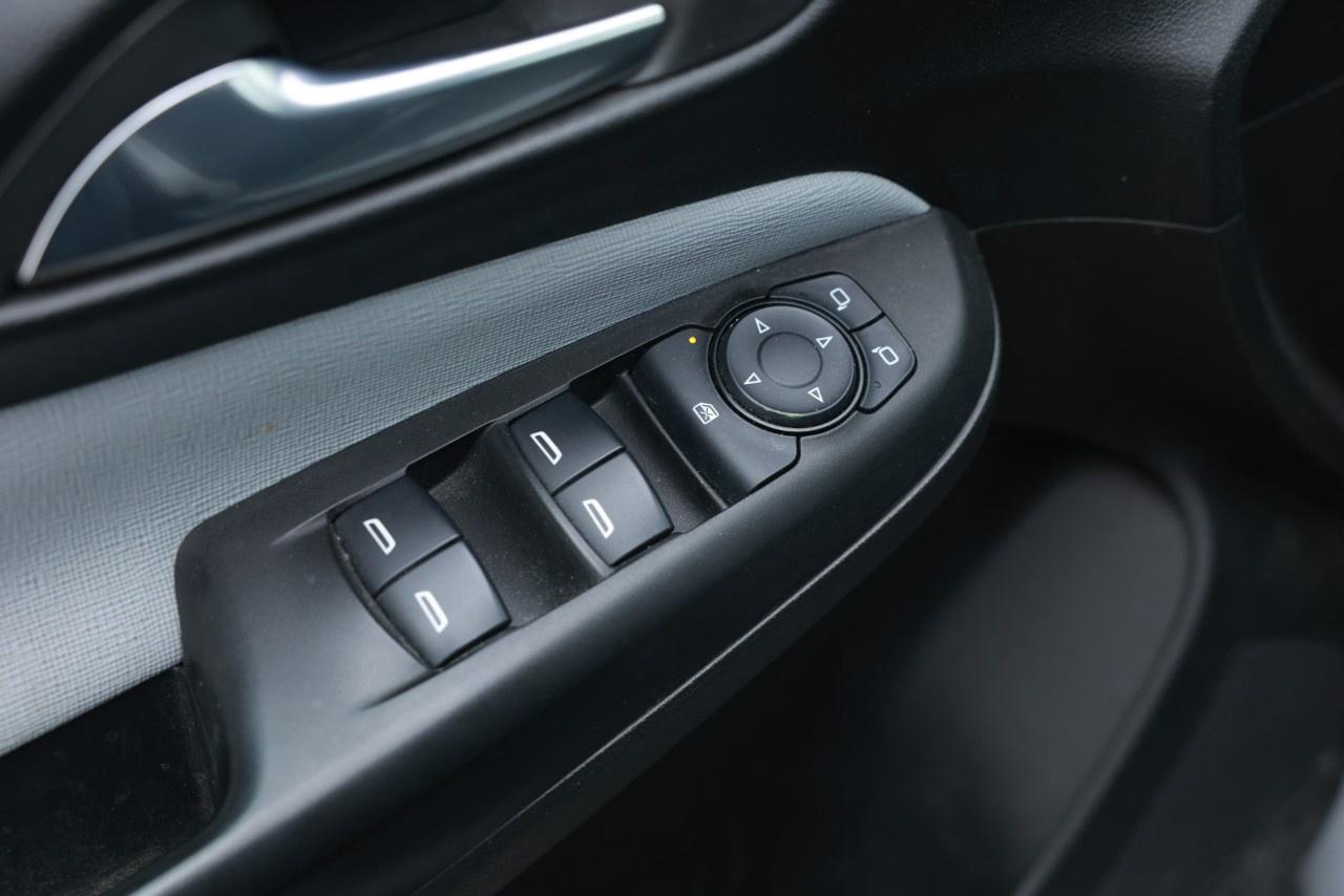 2024 Buick Envista FWD 4dr Preferred Photo