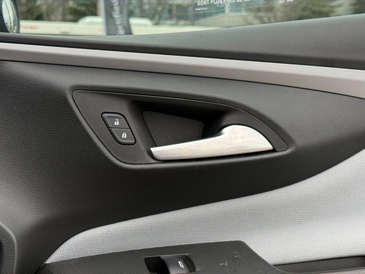 2024 Buick Envista FWD 4dr Preferred Photo