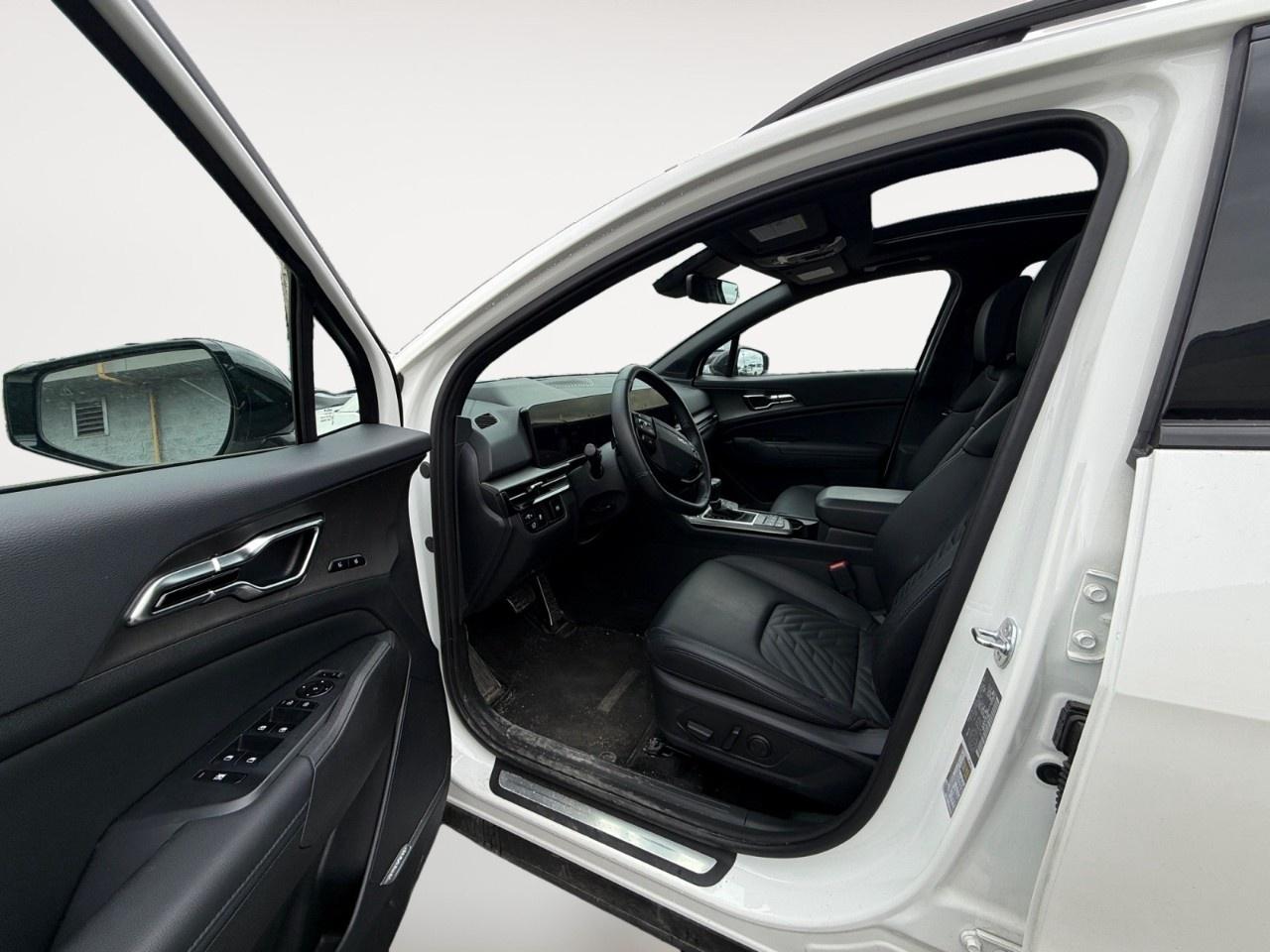 2026 Kia Sportage X-Line Limited AWD w/Black Interior Photo