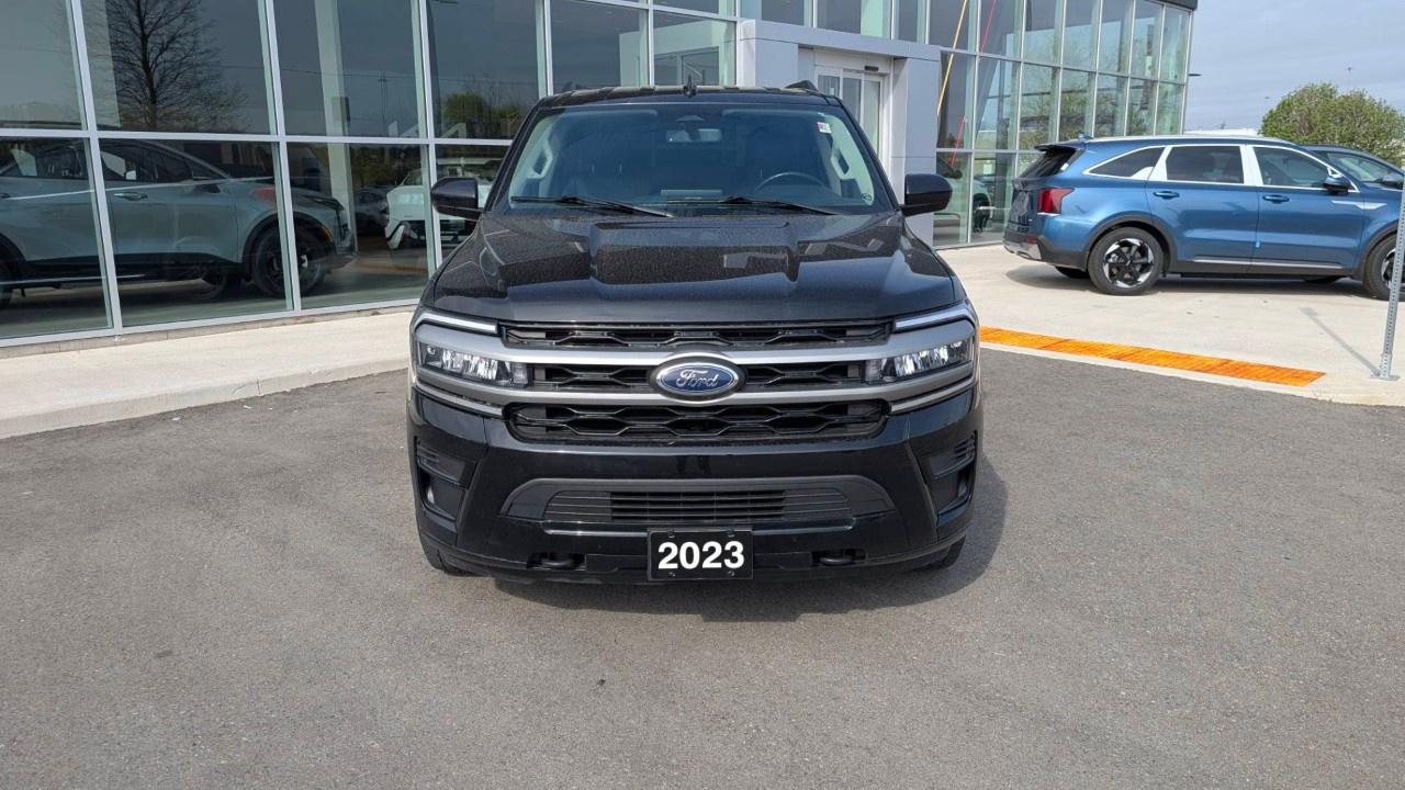 2023 Ford Expedition XLT 4X4 Photo