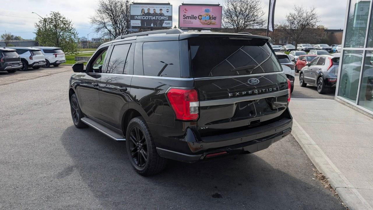 2023 Ford Expedition XLT 4X4 Photo