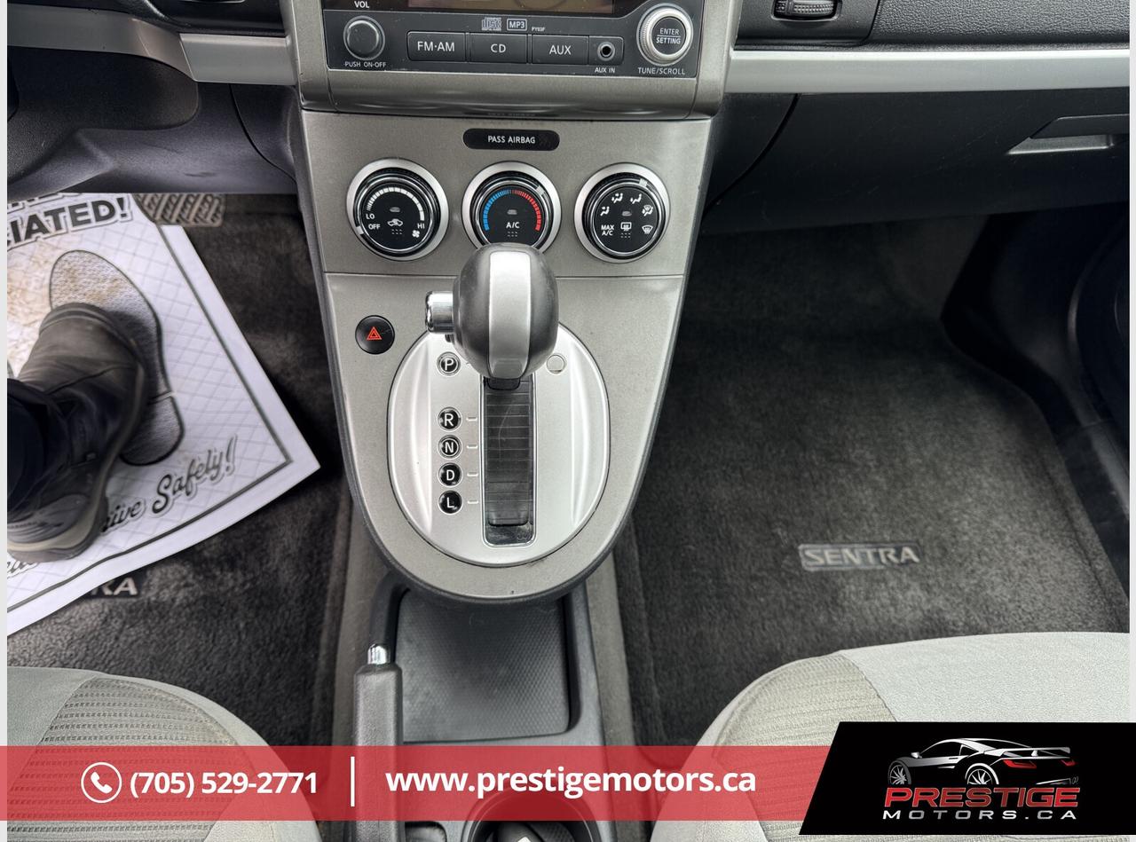 2012 Nissan Sentra SR Photo