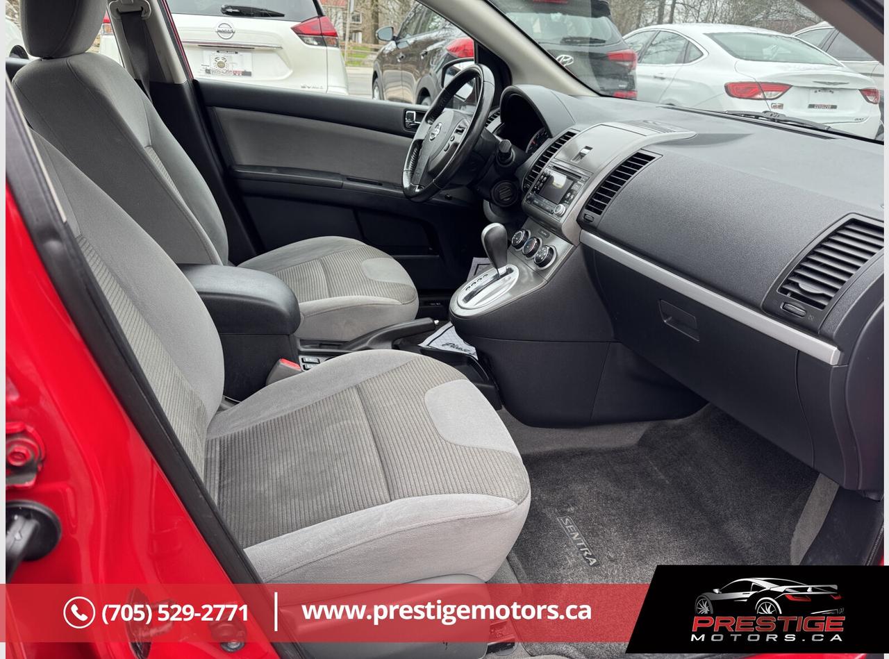 2012 Nissan Sentra SR Photo