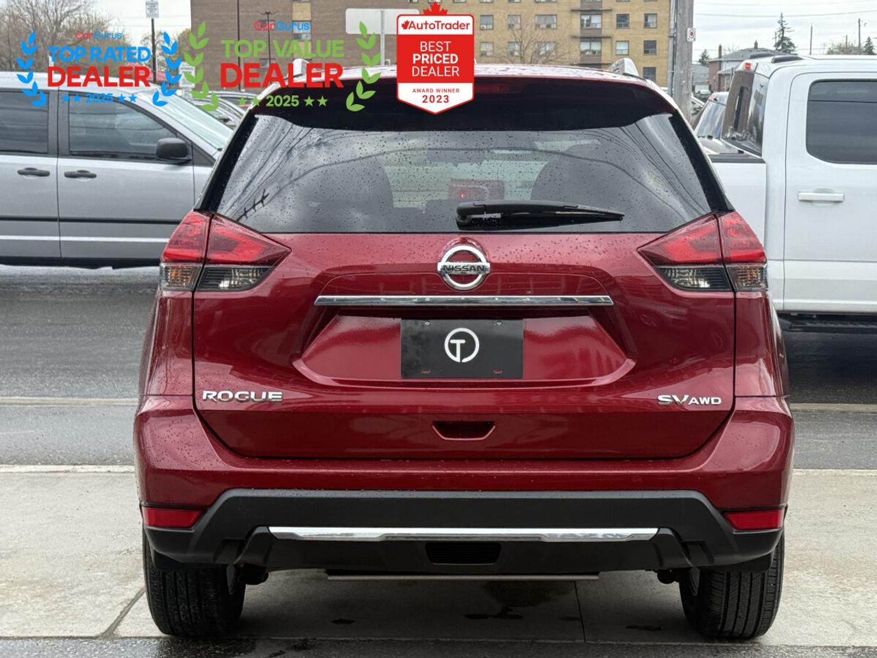 2018 Nissan Rogue SV AWD | PANO | REAR CAM | HEATED SEATS Photo
