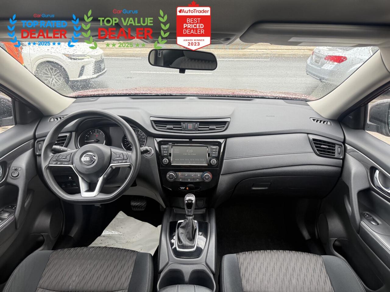 2018 Nissan Rogue SV AWD | PANO | REAR CAM | HEATED SEATS Photo