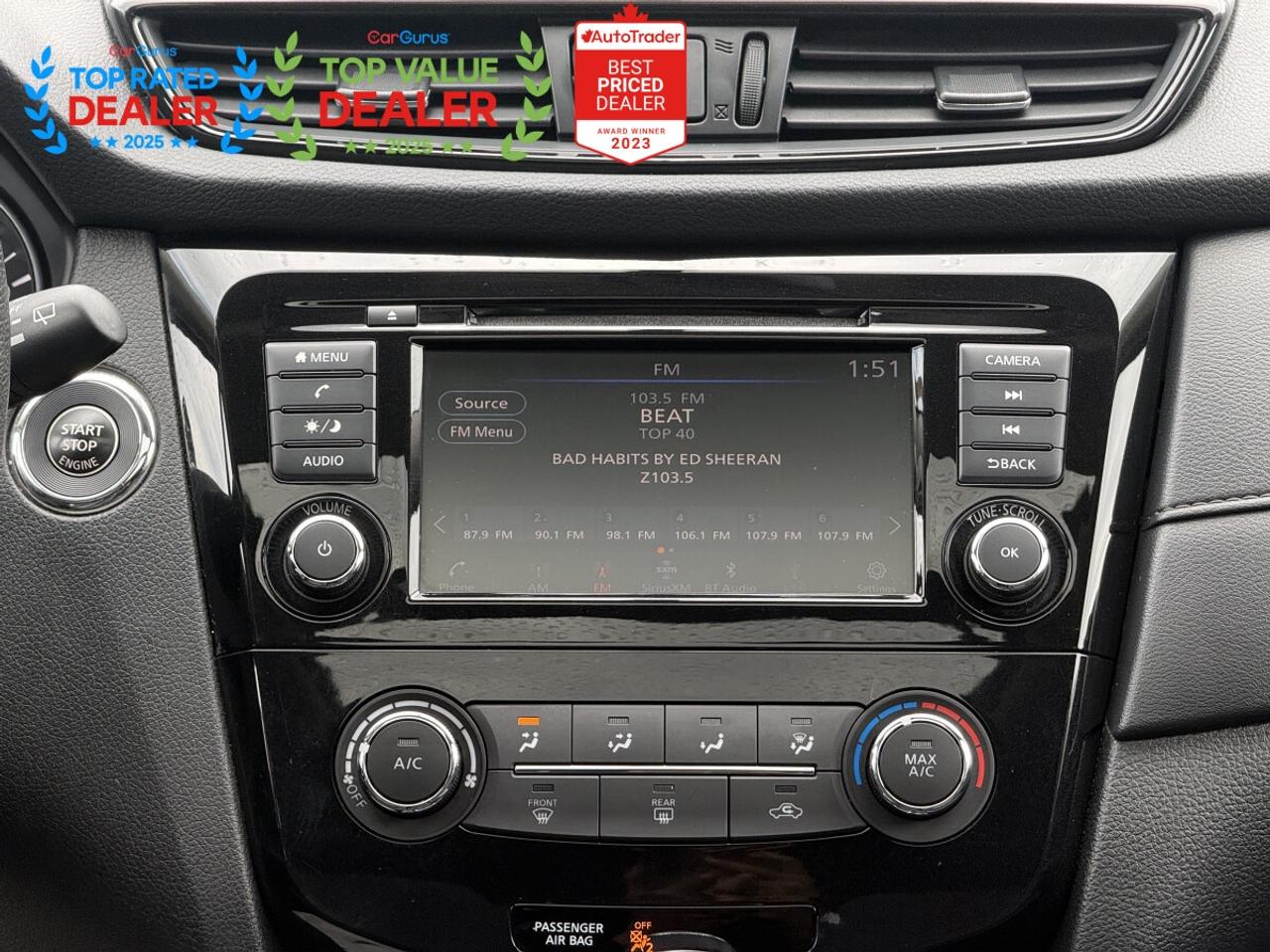 2018 Nissan Rogue SV AWD | PANO | REAR CAM | HEATED SEATS Photo