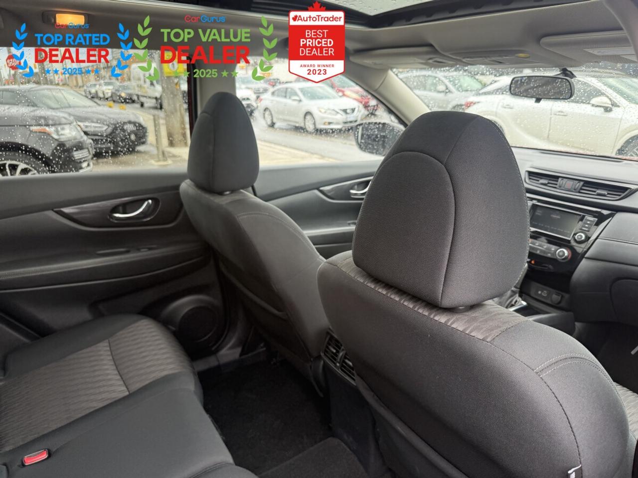 2018 Nissan Rogue SV AWD | PANO | REAR CAM | HEATED SEATS Photo