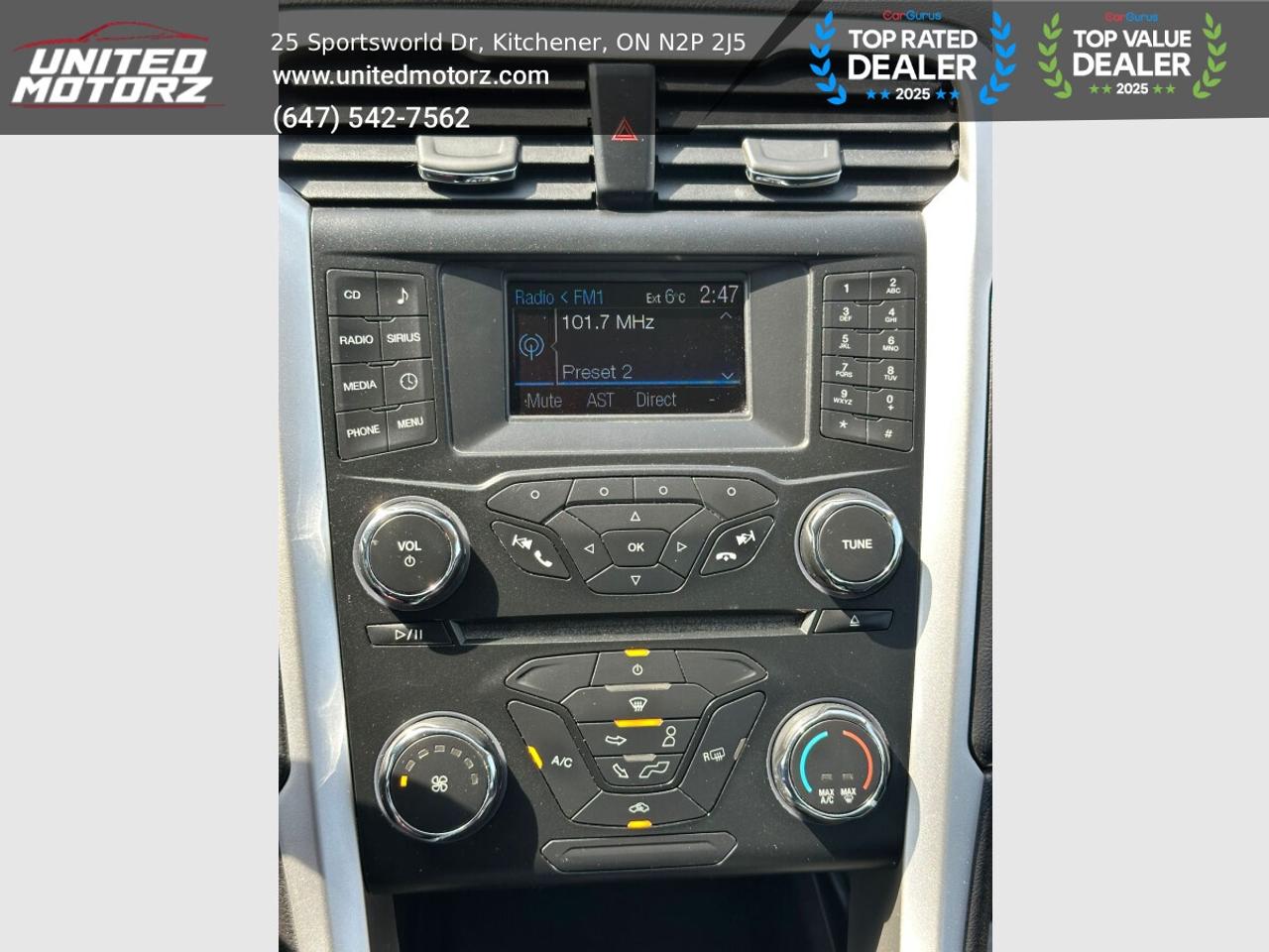 2014 Ford Fusion SE Photo