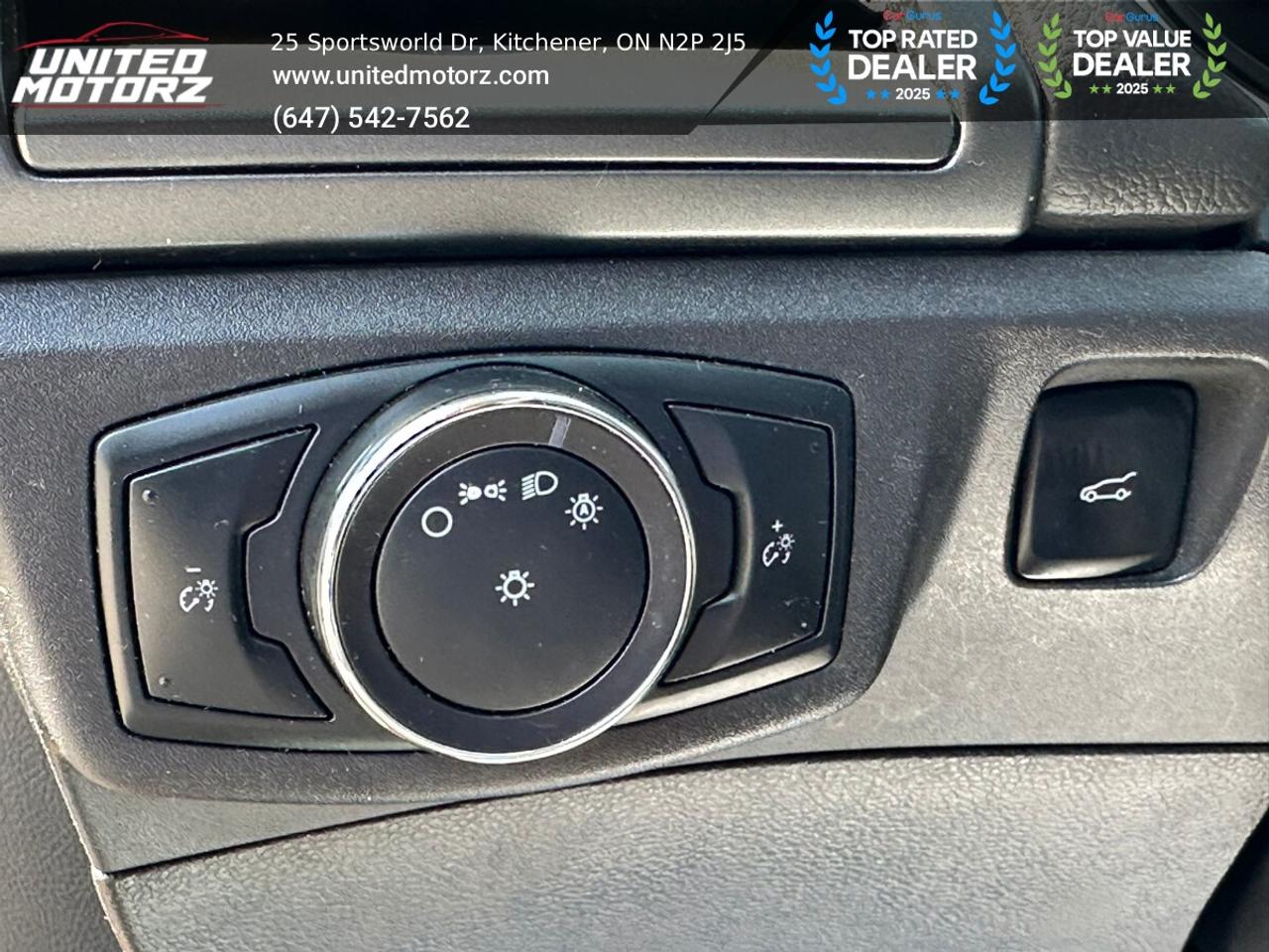 2014 Ford Fusion SE Photo