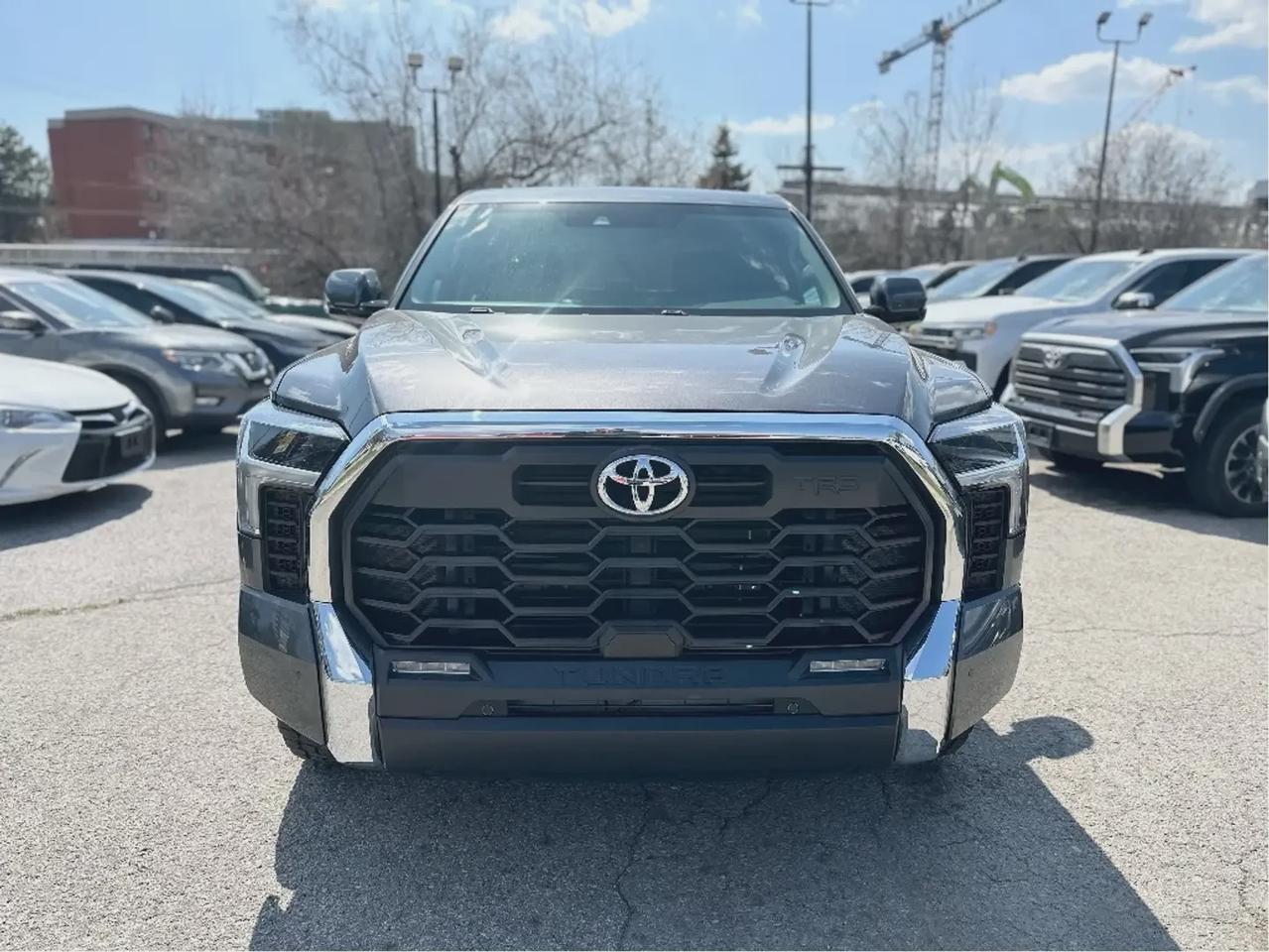 2022 Toyota Tundra TRD OFF ROAD Photo
