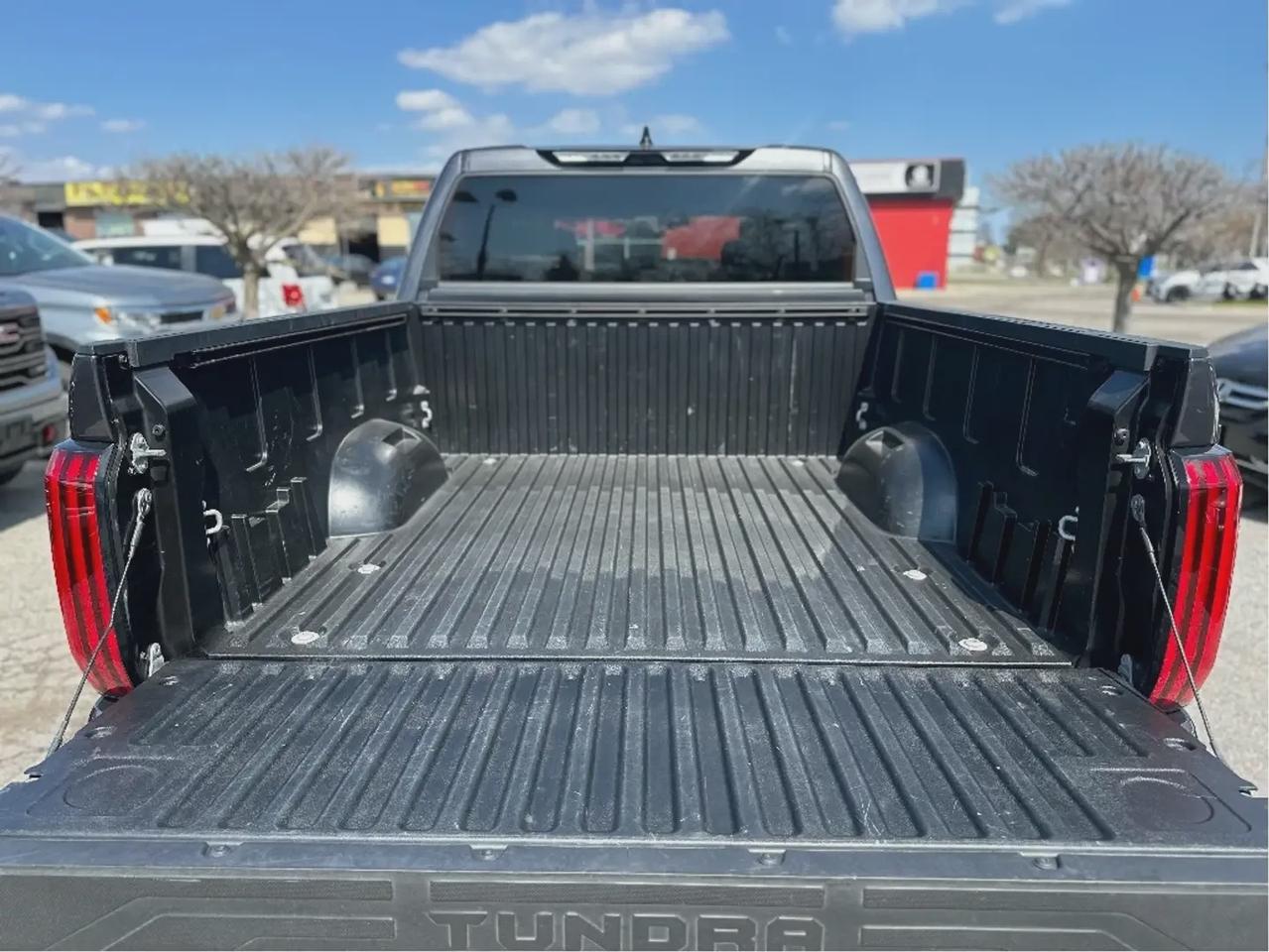 2022 Toyota Tundra TRD OFF ROAD Photo