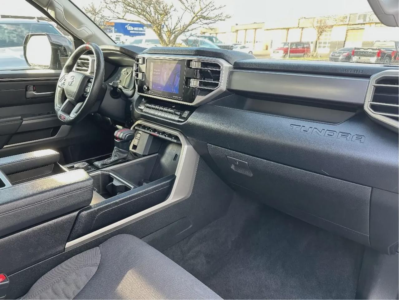 2022 Toyota Tundra TRD OFF ROAD Photo