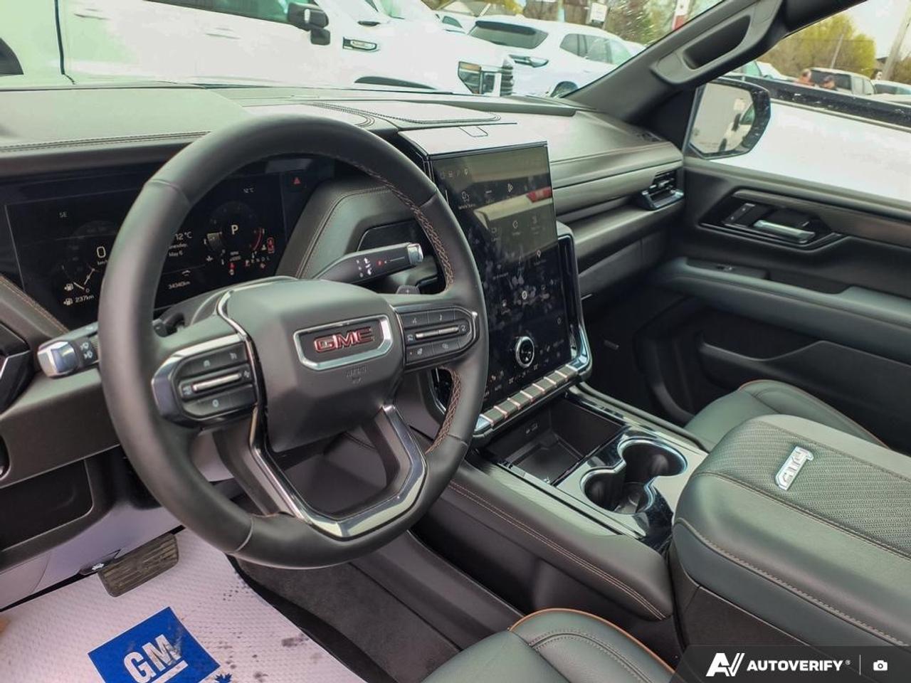 2025 GMC Yukon AT4  - Power Liftgate -  Cooled Seats Photo