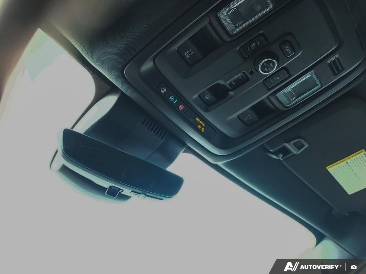 2025 GMC Yukon AT4  - Power Liftgate -  Cooled Seats Photo