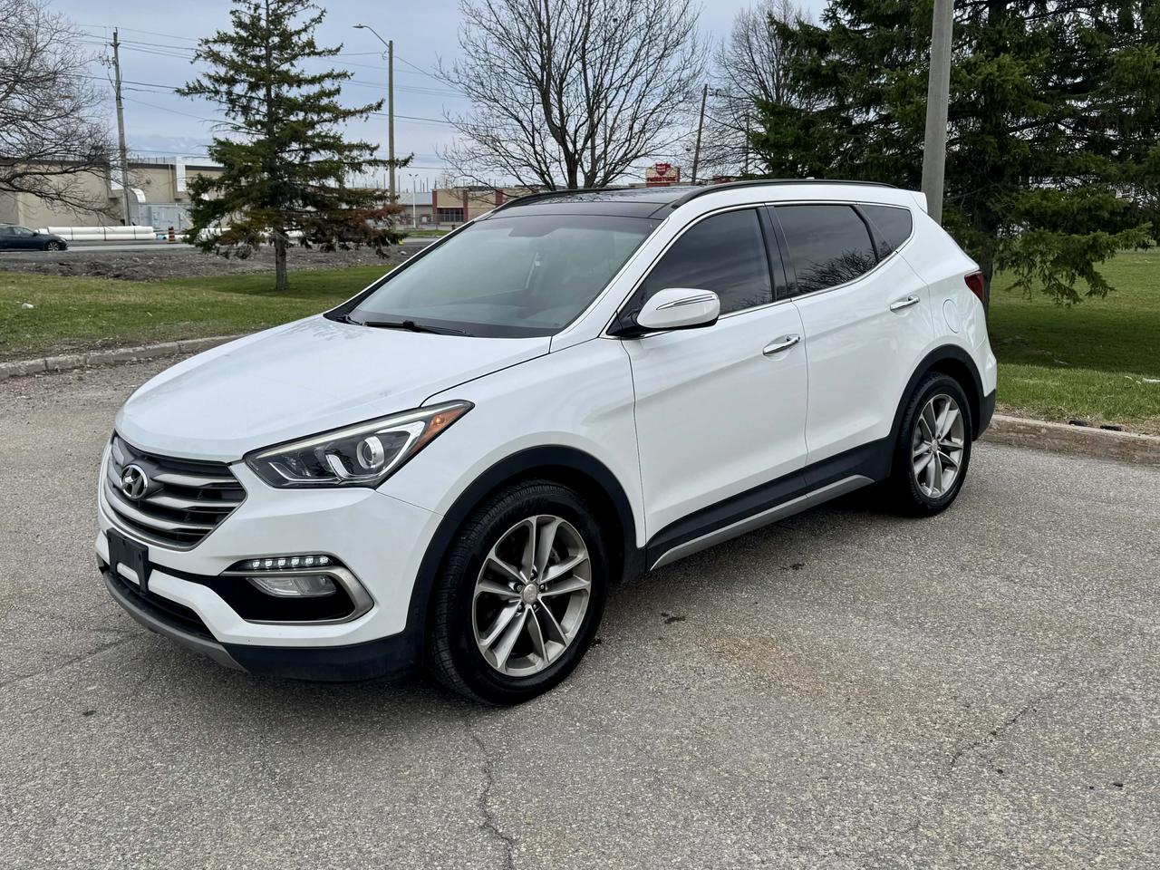 2018 Hyundai Santa Fe Sport Fully Loaded - No Accidents - Certified Photo
