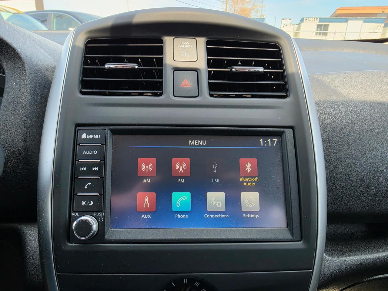 2019 Nissan Versa Note SV Photo