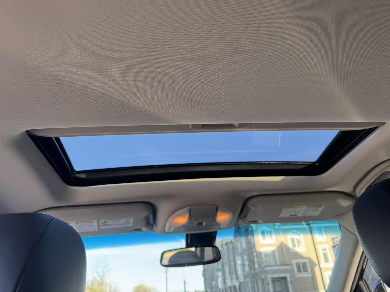 2015 Infiniti QX60 AWD 4dr Photo