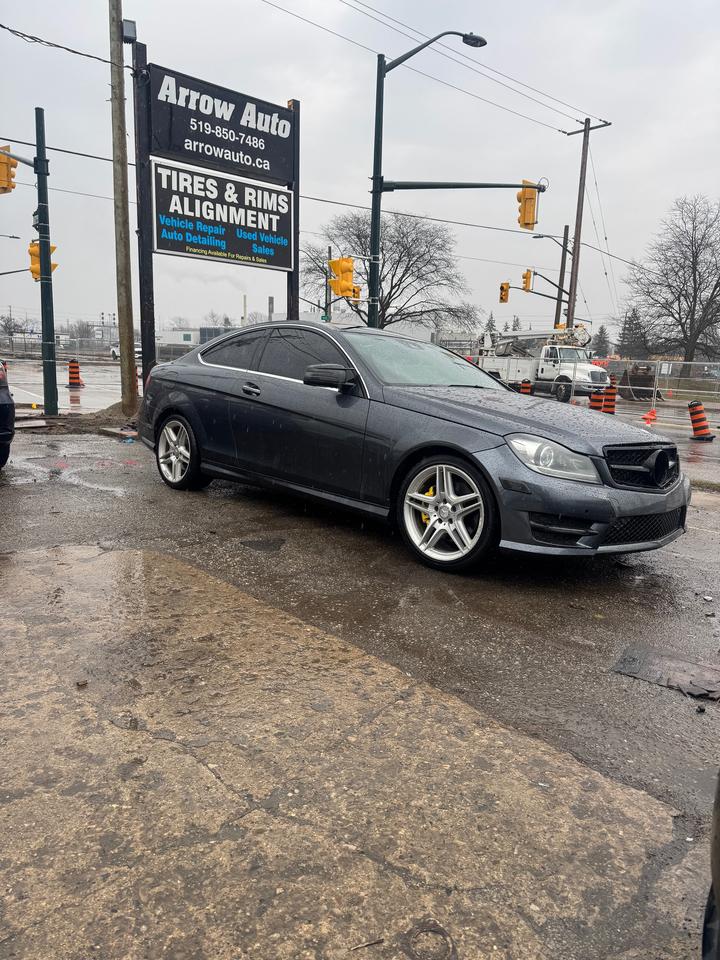 2015 Mercedes-Benz C350 4Matic Photo
