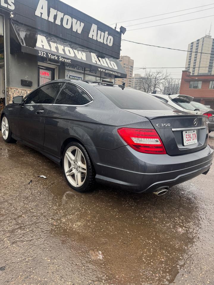 2015 Mercedes-Benz C350 4Matic Photo4