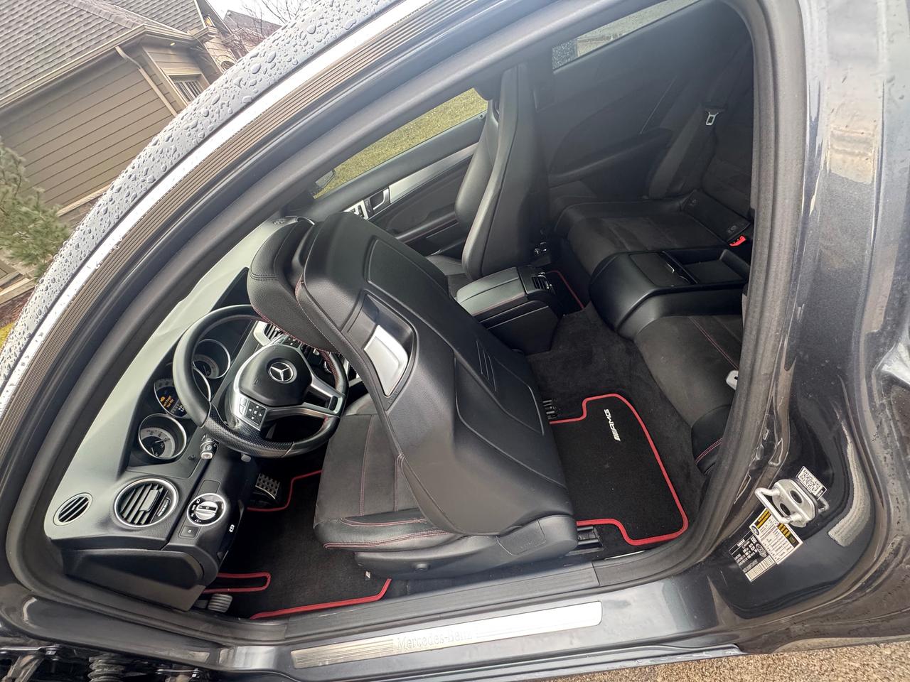 2015 Mercedes-Benz C350 4Matic Photo