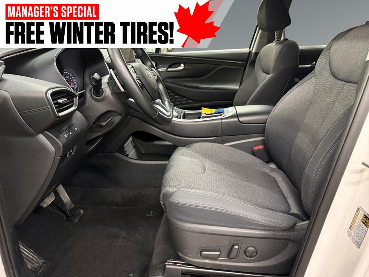 2023 Hyundai Santa Fe Preferred AWD WITH TWO SETS OF TIRES Photo