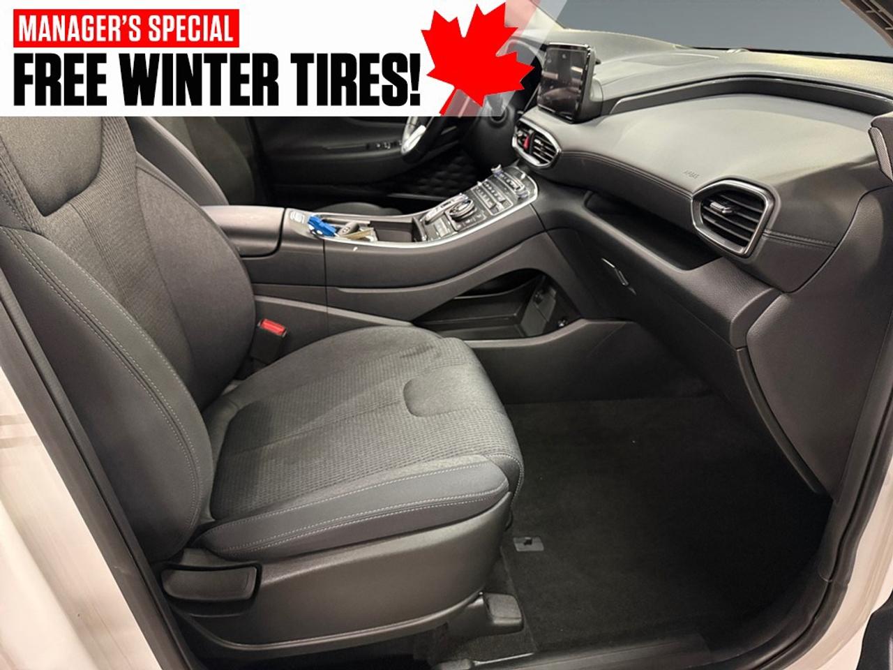 2023 Hyundai Santa Fe Preferred AWD WITH TWO SETS OF TIRES Photo