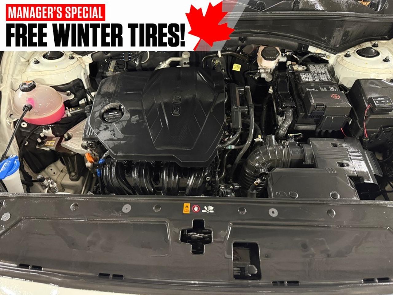 2023 Hyundai Santa Fe Preferred AWD WITH TWO SETS OF TIRES Photo