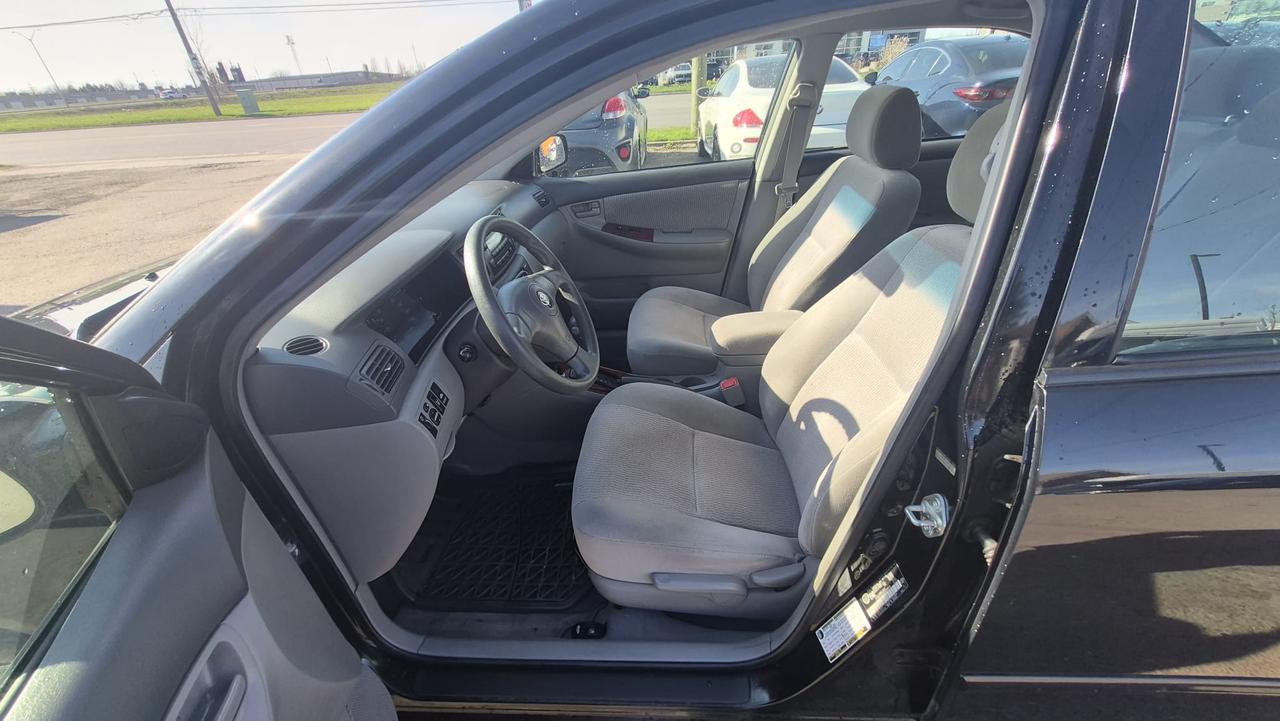 2006 Toyota Corolla LE, ALLOYS, AUTO, 4CYL, ONLY 176KM, RELIABLE, CERT Photo