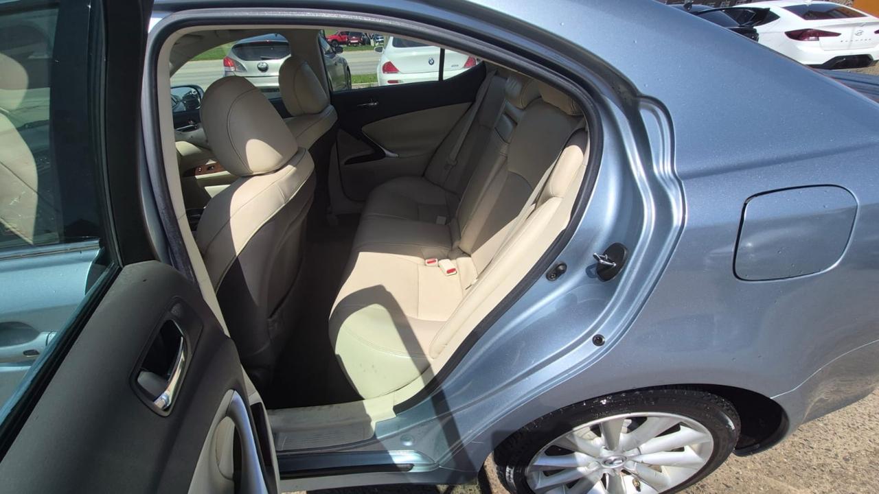 2010 Lexus IS 250 AWD, WELL MAINTAINED, CERTIFIED Photo