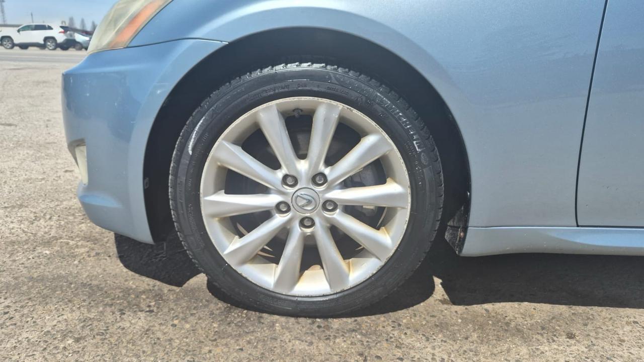 2010 Lexus IS 250 AWD, WELL MAINTAINED, CERTIFIED Photo