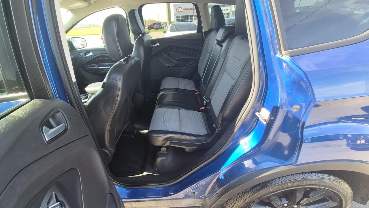2019 Ford Escape SE, ONE OWNER, NO ACCIDENTS, 2 SET WHEELS CERT Photo
