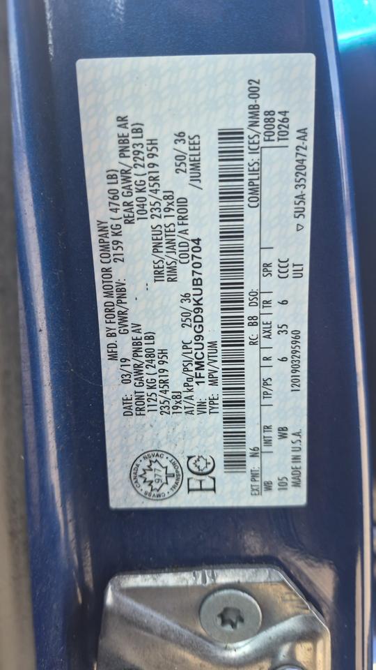 2019 Ford Escape SE, ONE OWNER, NO ACCIDENTS, 2 SET WHEELS CERT Photo