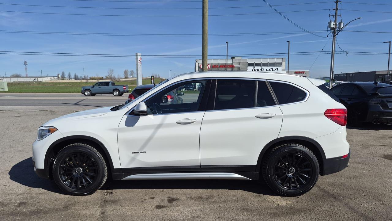 2018 BMW X1 xDrive28i, LOADED, 4 CYL, ONLY 192KMS, CERTIFIED Photo
