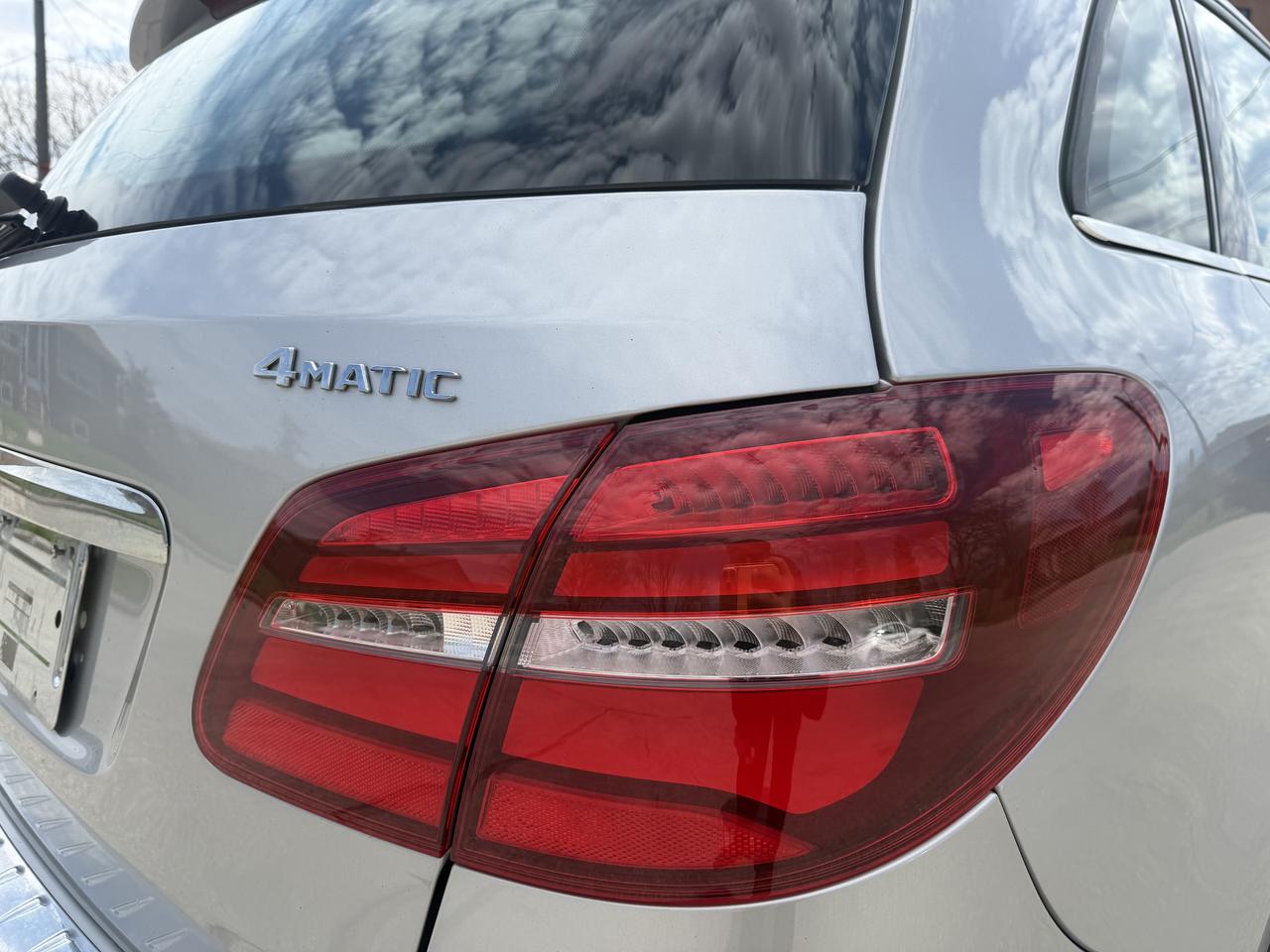 2018 Mercedes-Benz B-Class B 250 4MATIC Sports Tourer Photo