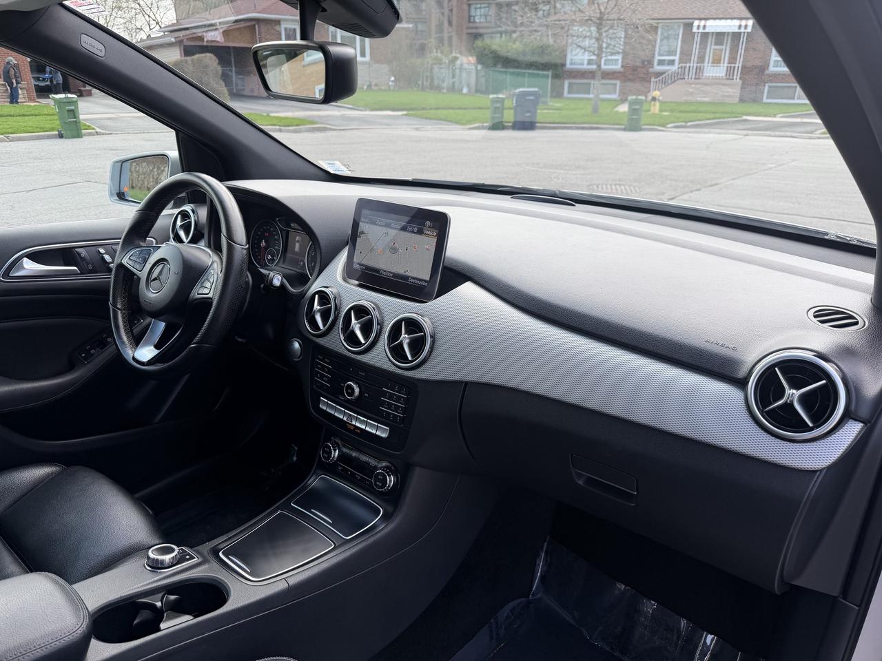 2018 Mercedes-Benz B-Class B 250 4MATIC Sports Tourer Photo