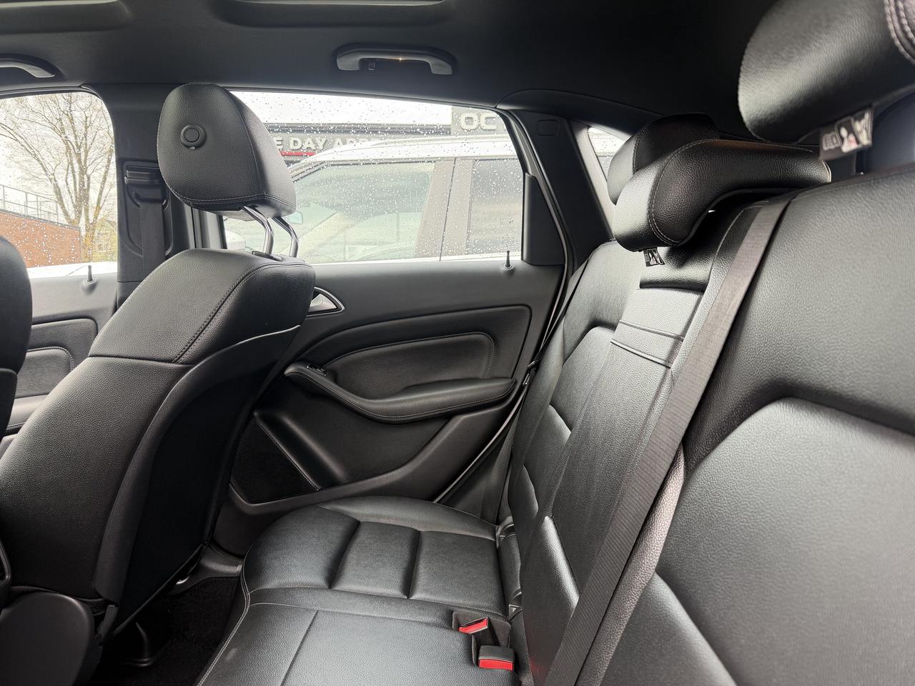2018 Mercedes-Benz B-Class B 250 4MATIC Sports Tourer Photo