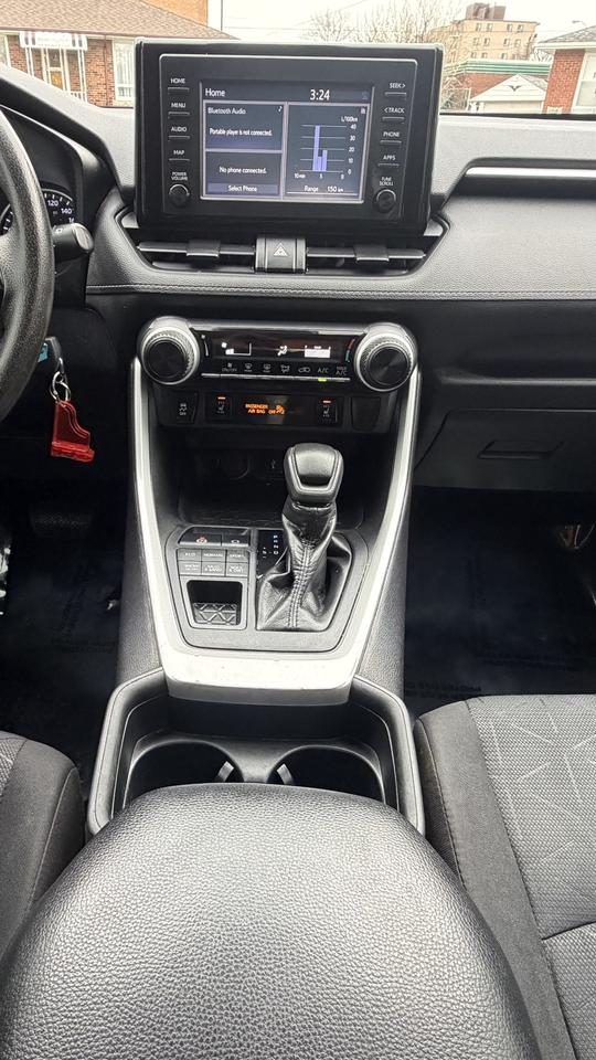 2020 Toyota RAV4 LE AWD Photo