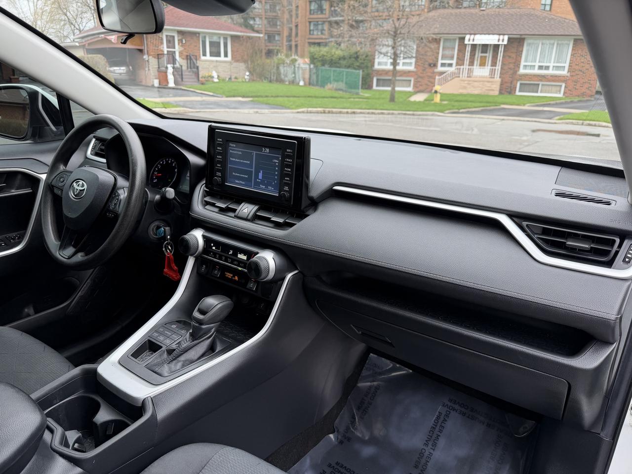 2020 Toyota RAV4 LE AWD Photo