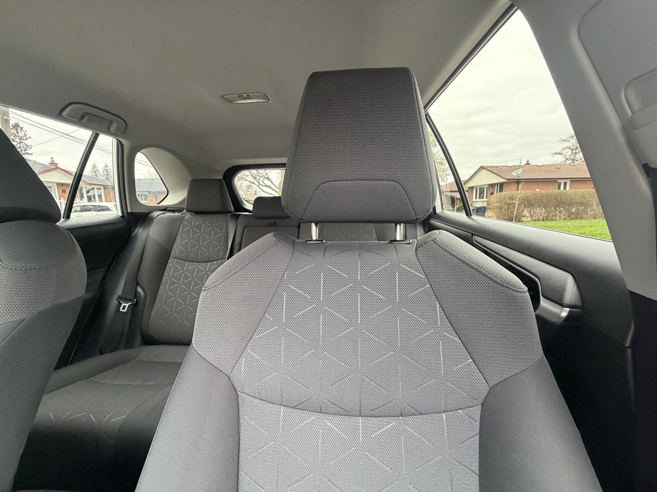 2020 Toyota RAV4 LE AWD Photo