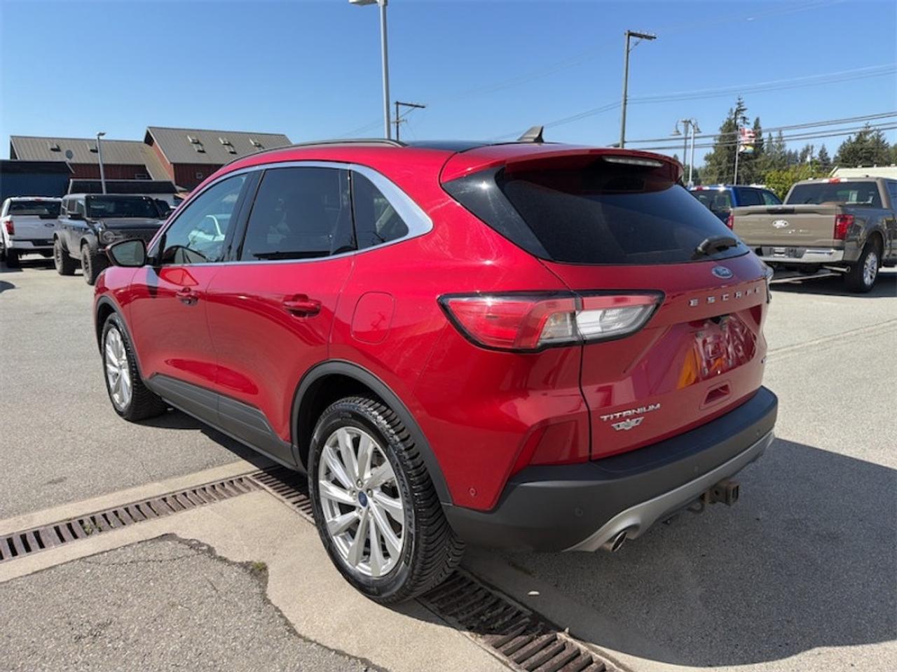 2021 Ford Escape Titanium AWD  - Leather Seats Photo2