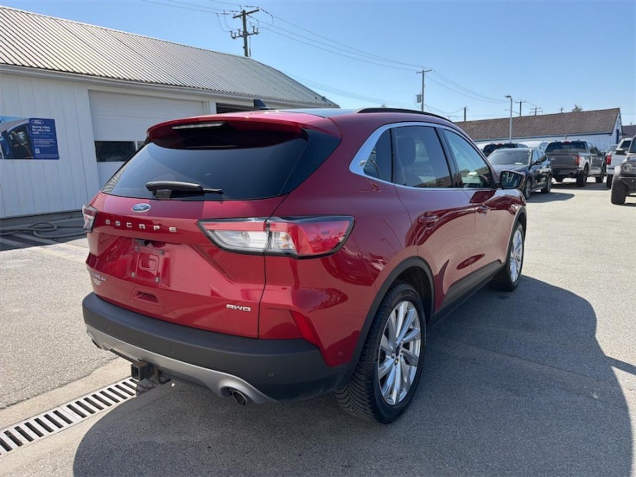 2021 Ford Escape Titanium AWD  - Leather Seats Photo4