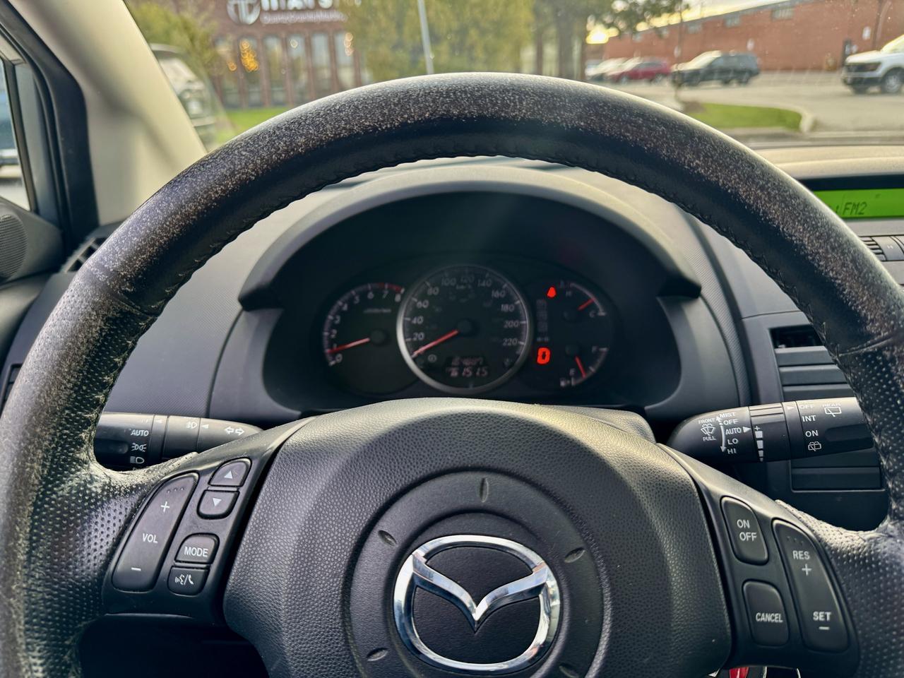 2010 Mazda MAZDA5 GS Photo