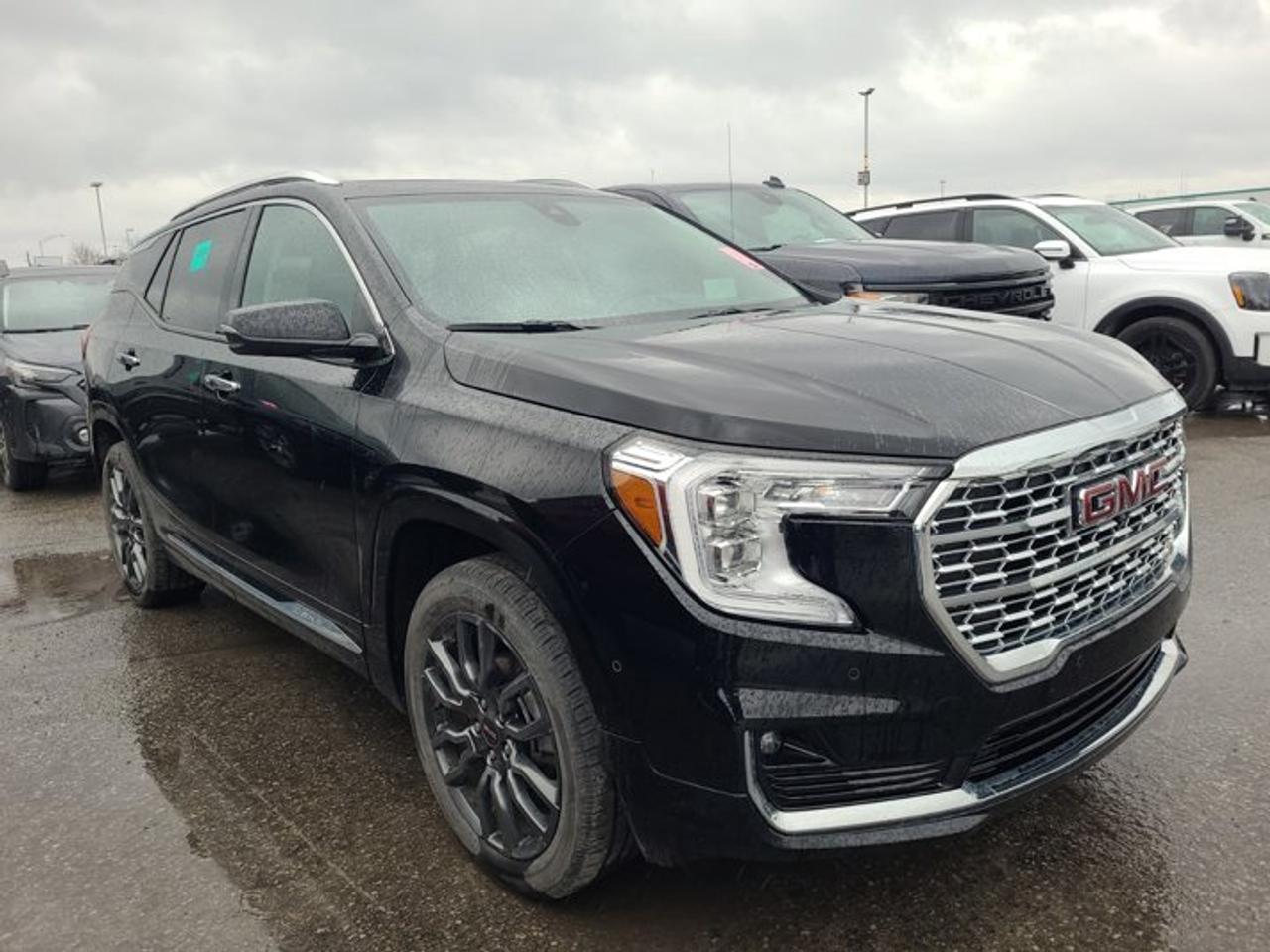 Used 2024 GMC Terrain Denali AWD | Leather | Pano Roof | Heated Seats + Steering | Bose Audio | Remote Start | and More! for sale in Guelph, ON