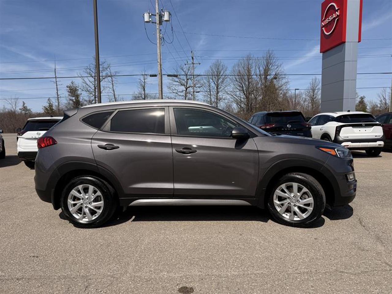 2021 Hyundai Tucson FWD 2.0L Preferred Photo3